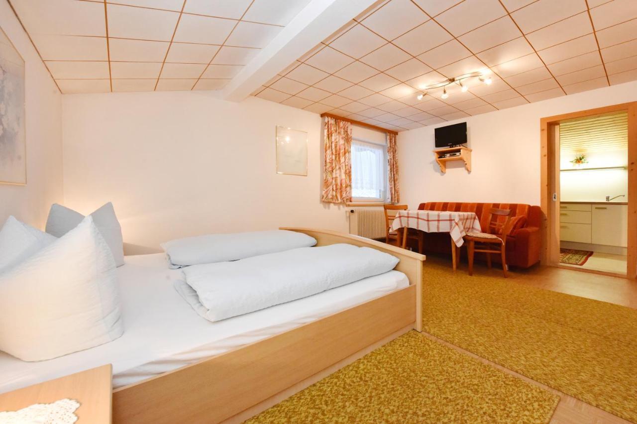 Pension Piz Buin Partenen Bagian luar foto